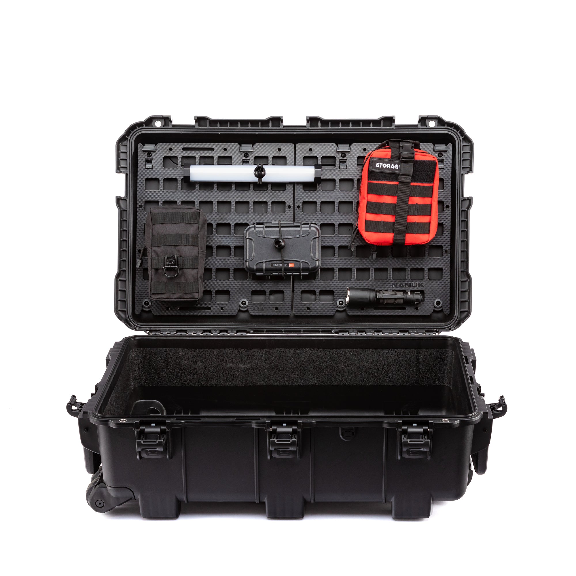 Nanuk 962 Molle System front view installed in a Nanuk 962 case and Nanuk 225 case attached in the Lid. Nanuk 962 Molle System front view installed in a Nanuk 962 case and Nanuk 225 case attached in the Lid.