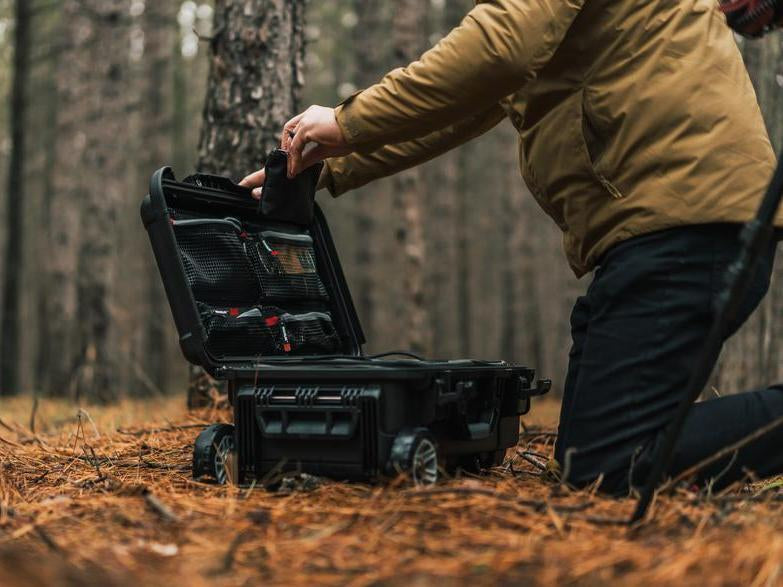 NANUK-R_935_with_Heavy_Duty_Wheels_Lifestyle_1