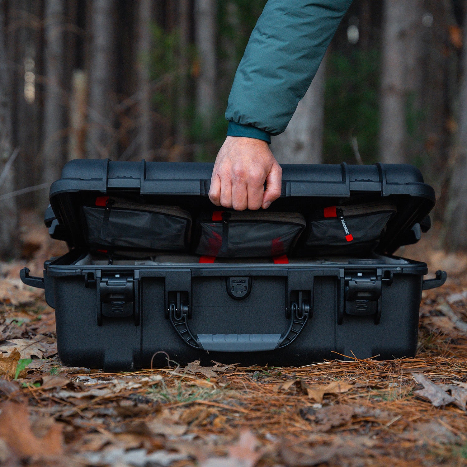 NANUK 945 Camera Case - Pro Photo Kit NANUK 945 Camera Case - Pro Photo Kit
