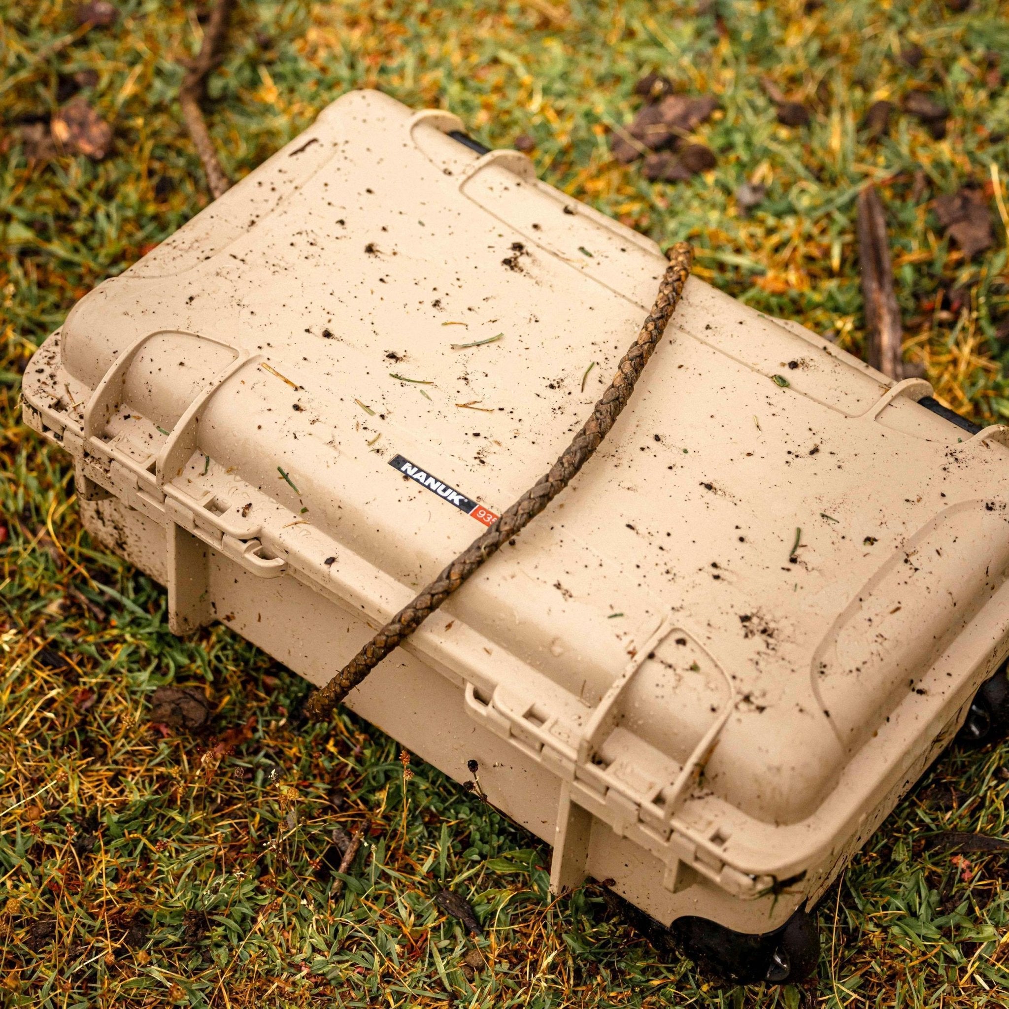 未使用品　NANUK ナヌーク935　防水ハードケース　NK935Y　イエロー NANUK 935 Waterproof Hard Case with Wheels – Shop Now