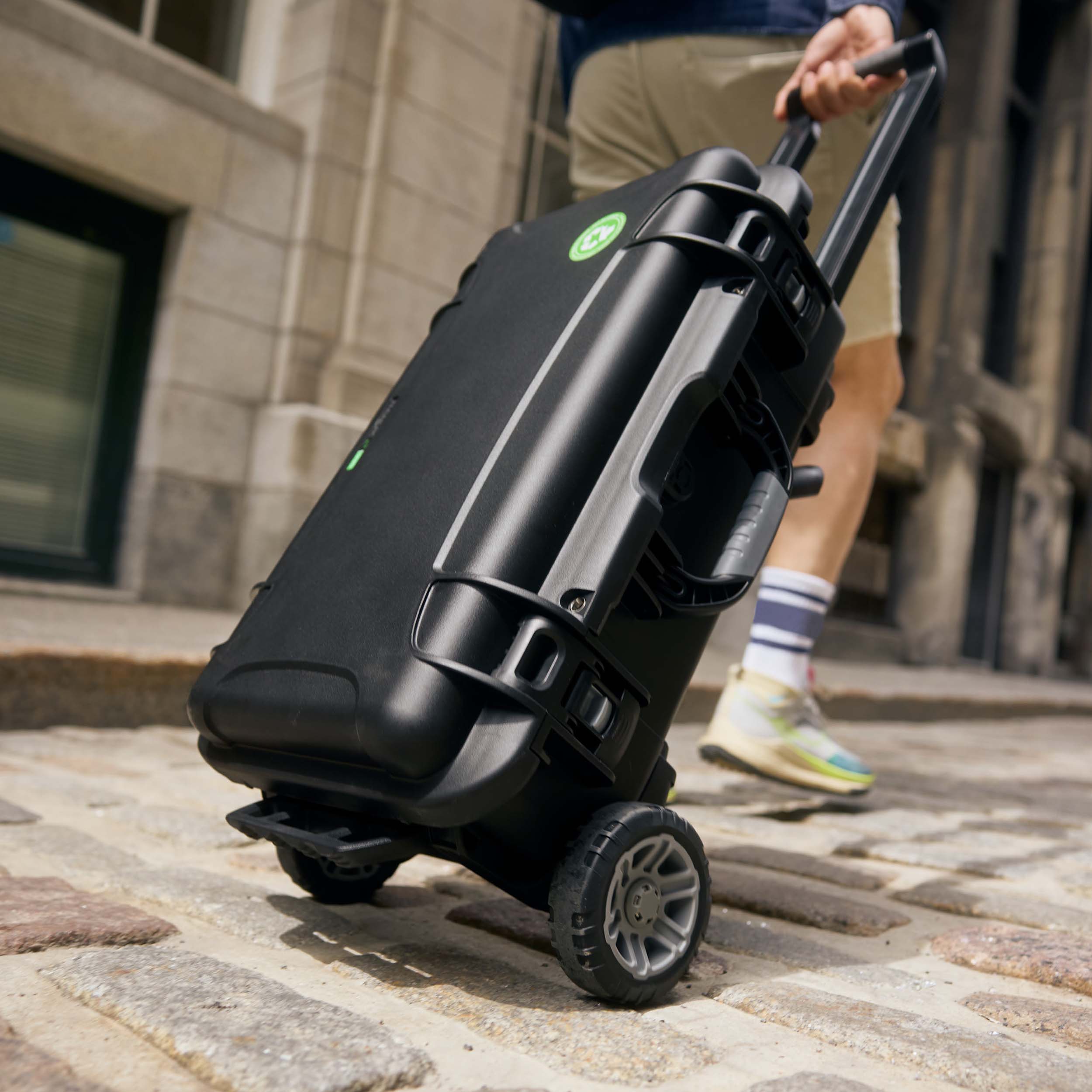 NANUK-R 935 with Heavy Duty Wheels - NANUK USA