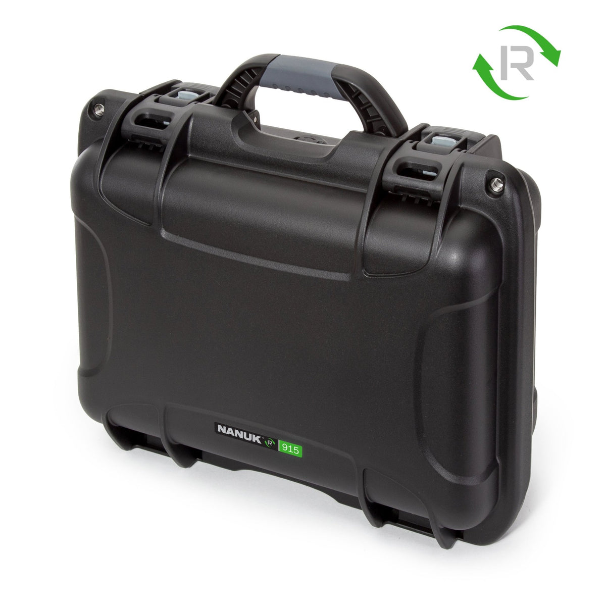 nanuk-cases-915-black-standing